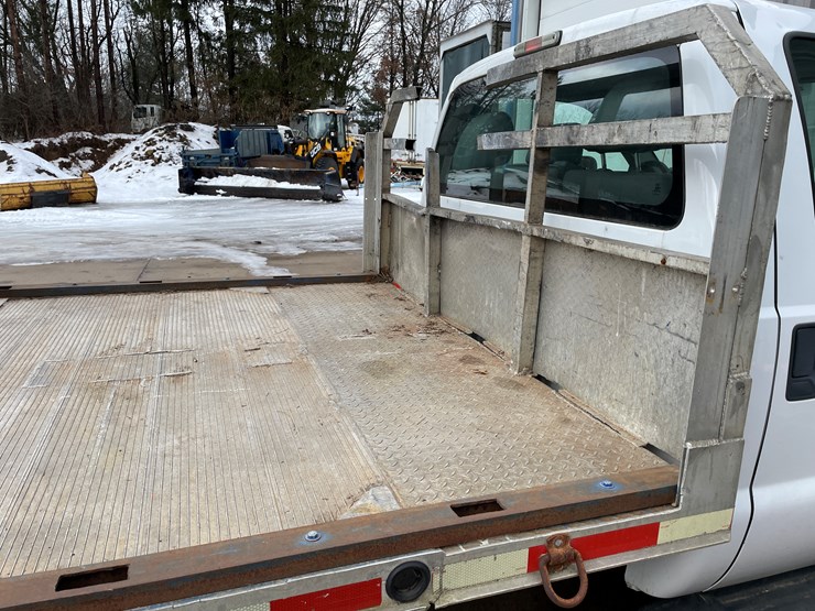 #350-•-12'-aluminum-flatbed-with-tommy-lift-gate-(custer,wi)-image-15