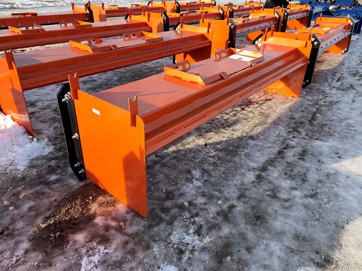 #18011-•-unused-snow-pusher-with-steel-blade-(princeton,-mn)-image-1