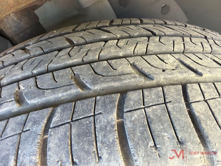 2016-dodge-grand-caravan-image-12