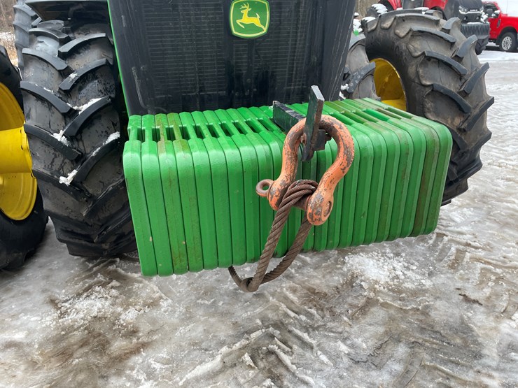 2020-john-deere-8r-340-image-15