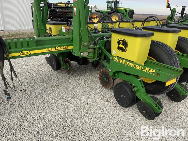 2013-john-deere-1770nt-image-12