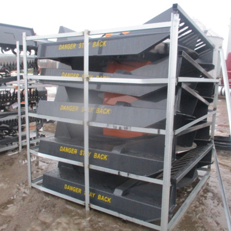 #6656 • 72" Skid Steer Brush Cutter Attachment Unused 2025 Skid Steer Brush Cutter Attachment Weight:776 lbs Hydraulic Flow Required:14-20 gpm Cutting Blades:2 Material Cutting:Up to 3" dia Cutting Width:66 in Wide (Overall):72 in Height (Overall):21.6