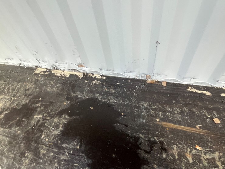 #200d-•-40'-container-image-47