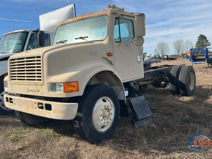 1997-international-4900-image-1