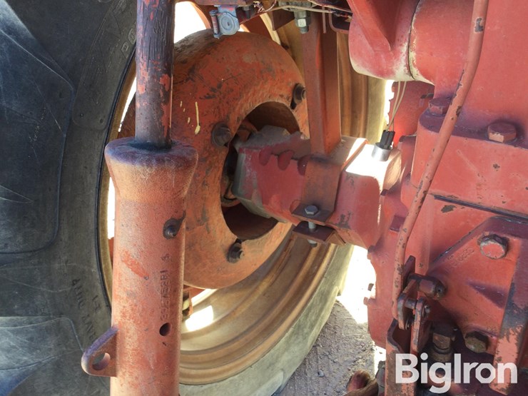 1966-international-706-image-13