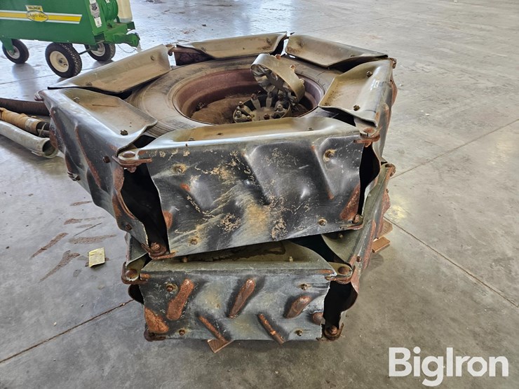 11r24.5-pivot-tires/rims-w/steel-tracks-image-3