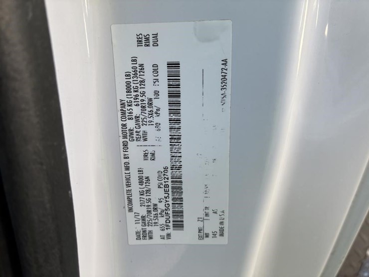 2018-ford-f550-image-16