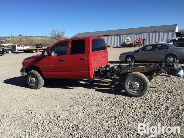 2004-dodge-ram-2500-image-8