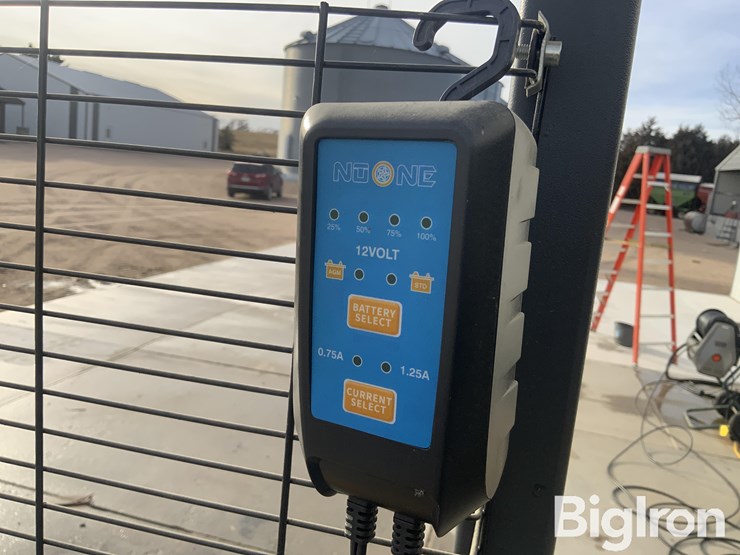 2200lb-electric-pallet-mover-image-16