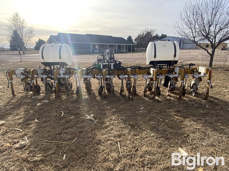 buffalo-8r30-3-pt-cultivator-image-6