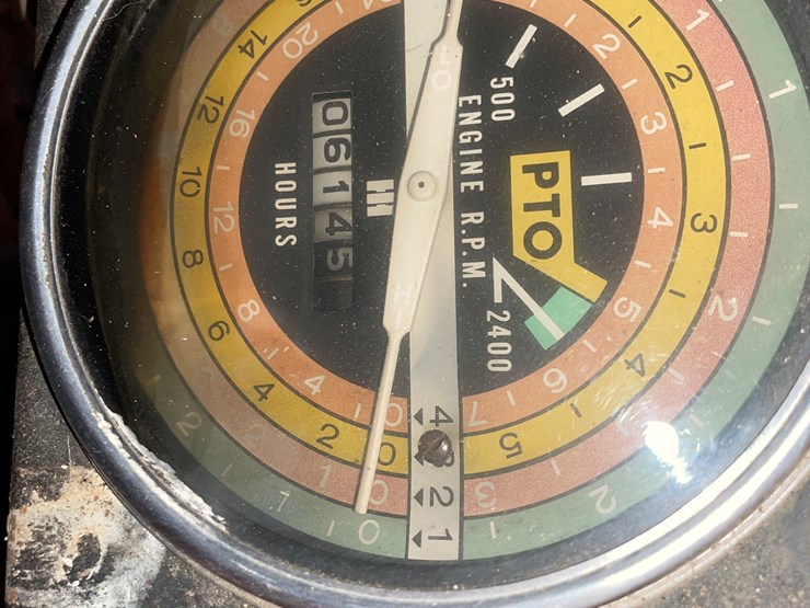 #214-•-1968-farmall-806d-tractor-(rib-lake,-wi)-image-19