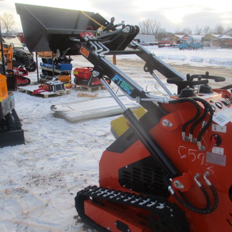 #6593 • Future FT36C Mini Skid steer electric start Open Operator Station, 40 in Bucket 420cc Gasoline engine