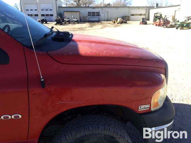 2004-dodge-ram-2500-image-12