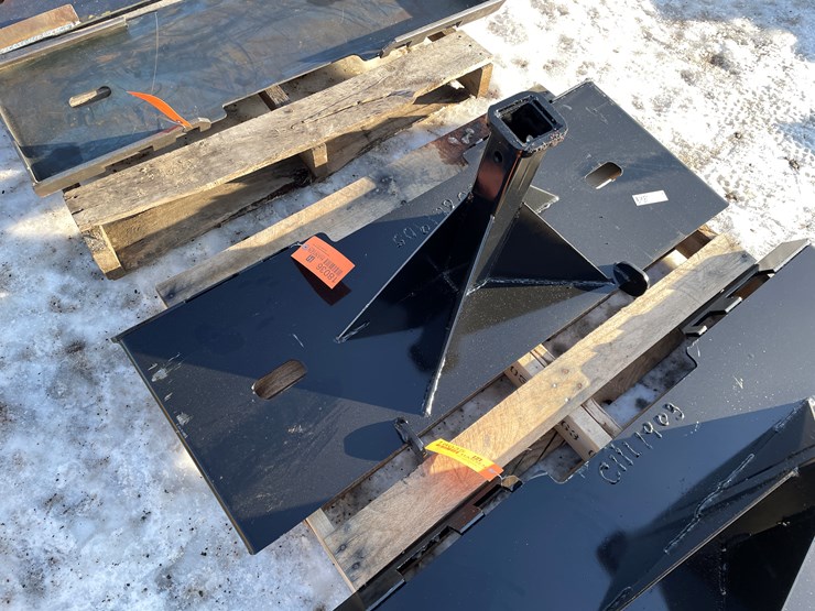 #18036-•-unused-skid-steer-hitch-receiver-(princeton,-mn)-image-3