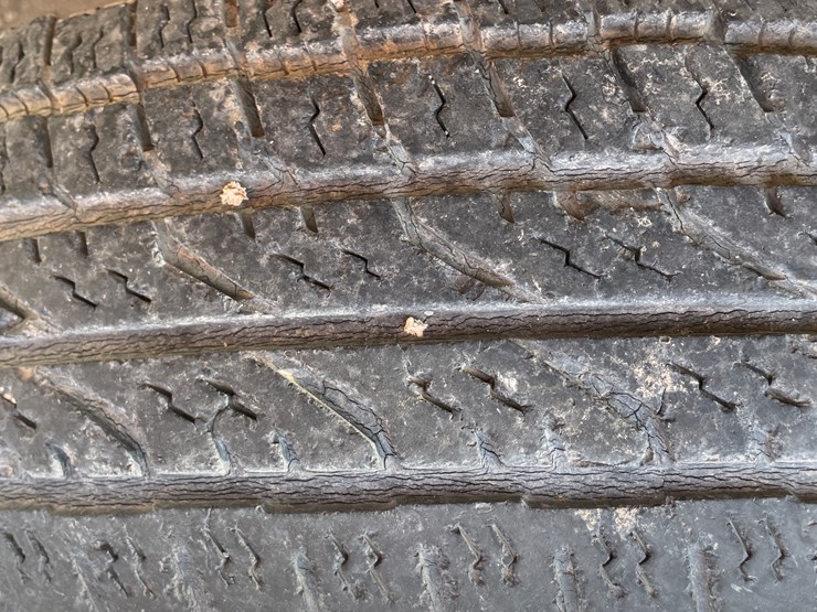 2006-dodge-3500-image-16