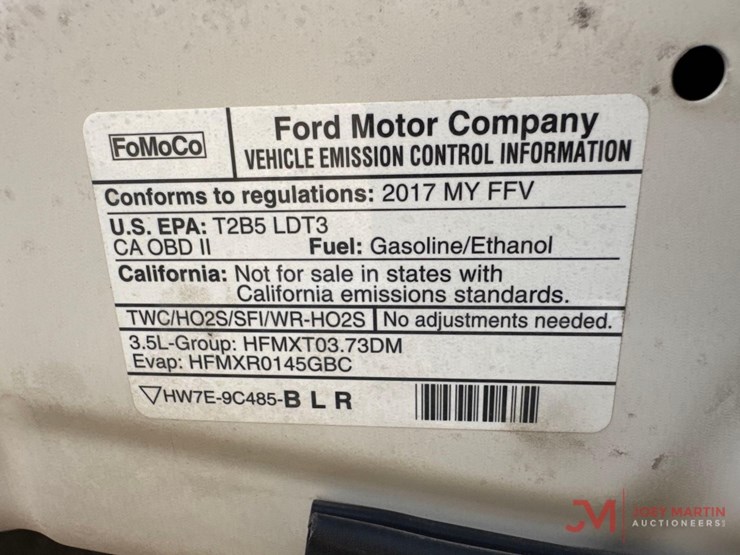 2017-ford-explorer-xlt-image-17