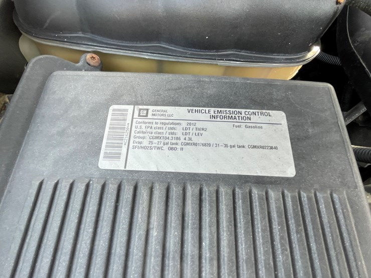 #104-•-2012-chevy-silverado-(salvaged-nm-title)-image-96