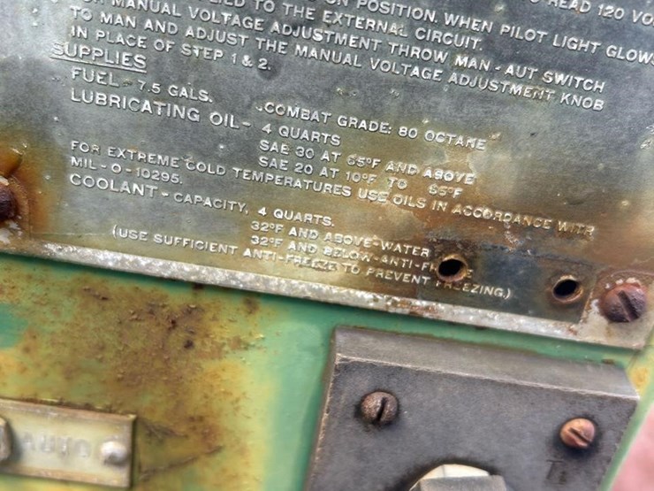 gas-powered-generator-image-4