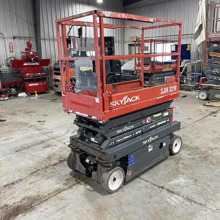 2018 SKYJACK SJIII3219