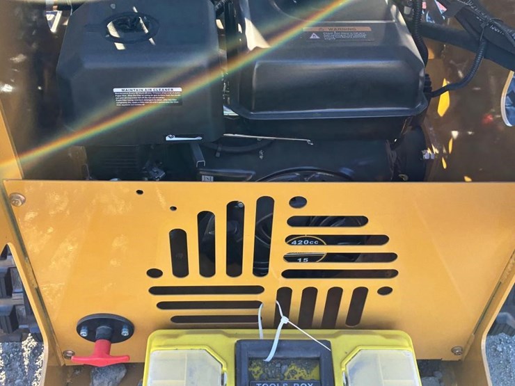 2025-aboss-gh350-skid-steertrack-loader-image-8