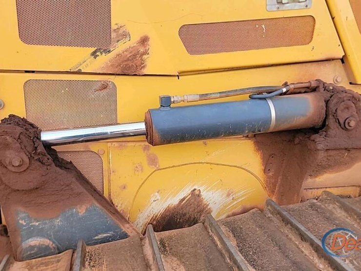 2015-deere-700k-lgp-image-15