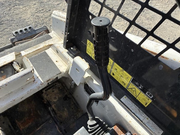 2019-bobcat-s70-image-16