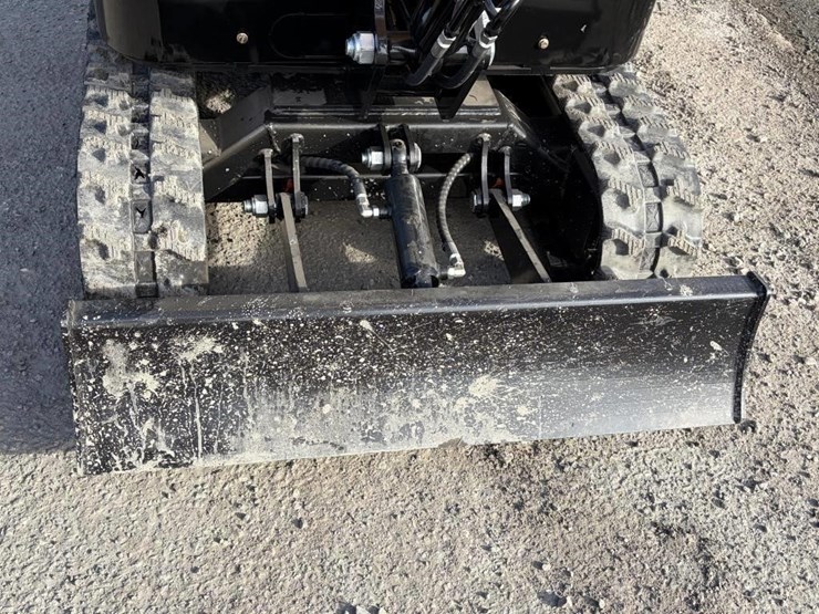 2025-vicsec-vc15-excavator-image-4