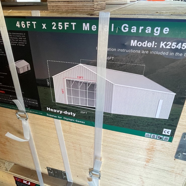 #3829 • Metal Garage