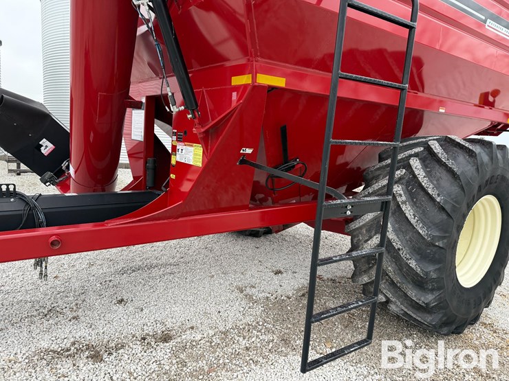 2017-j&m-875-image-15