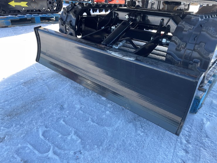 #132-•-miva-va13-mini-excavator-(mosinee,-wi)-image-23