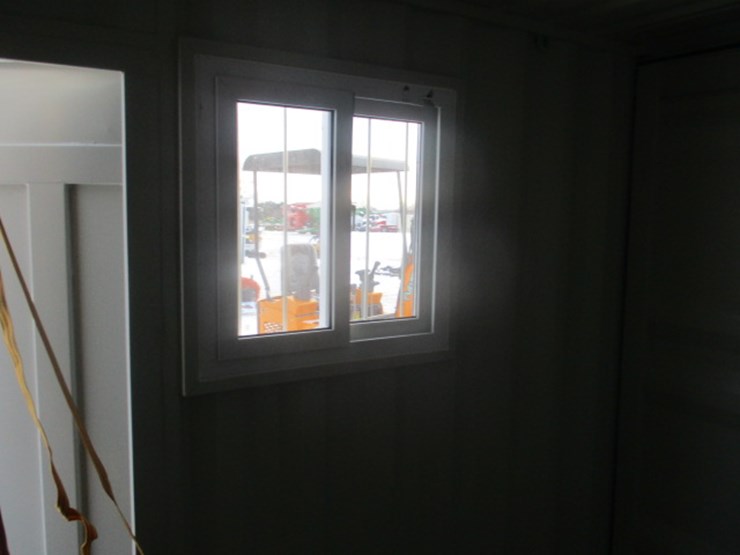 #6575-•-10'-storage-container-10'-storage-container-has-a-vinyl-window-and-an-access-door-on-the-side-image-3