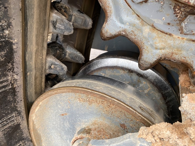 2020-takeuchi-tl10v2-image-16