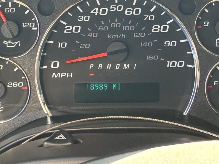 2023-gmc-3500-image-12