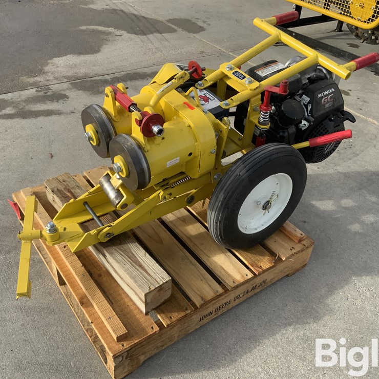 Amy J 3 22 Portable Disc Blade Roller Sharpener