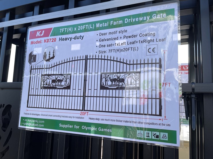 #3860-•-deer-motif-style-driveway-gates-image-1