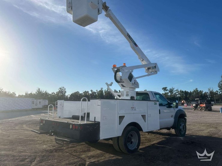 2012-ford-f550-image-3