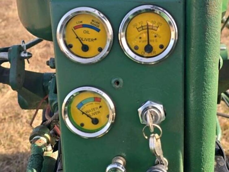 1957-oliver-super-44-image-15