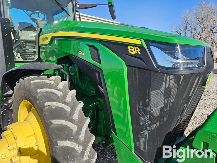 2022-john-deere-8r-410-image-12