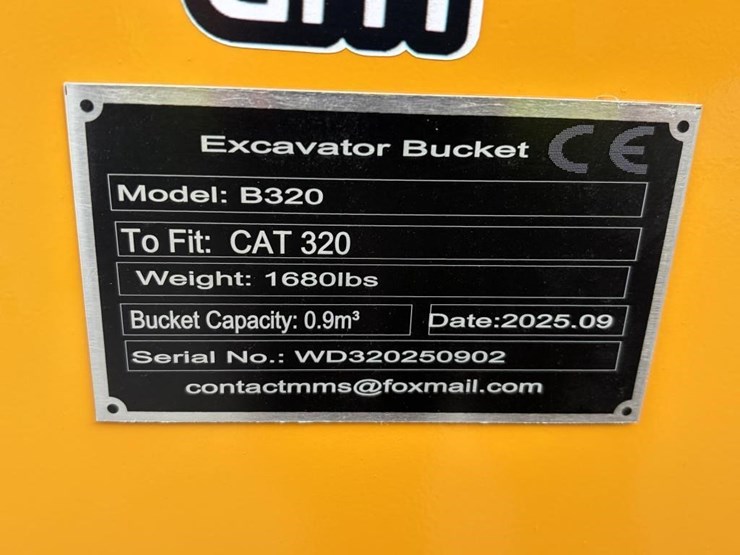 caterpillar-320-image-5