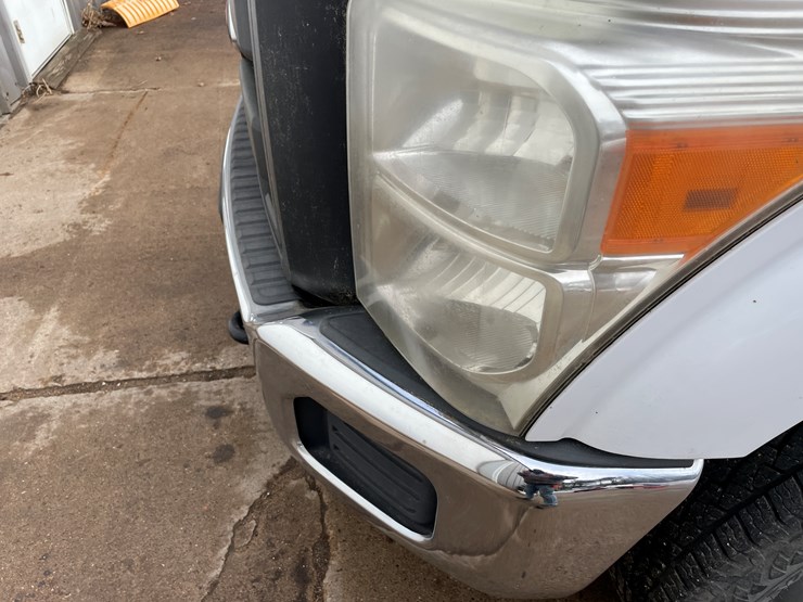 #330-•-2012-f350-super-duty-cab-and-chassis-pickup-(has-wi-title)(custer,-wi)-image-24