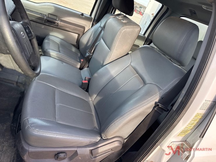 2016-ford-f550-xl-image-28