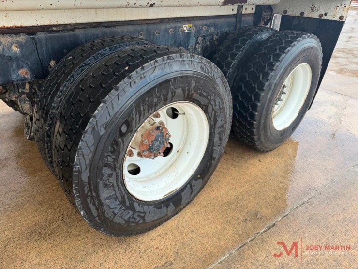 2018-kenworth-t370-image-10