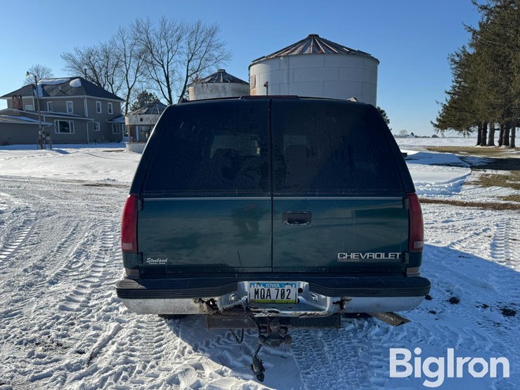 1996-chevrolet-suburban-1500-image-6