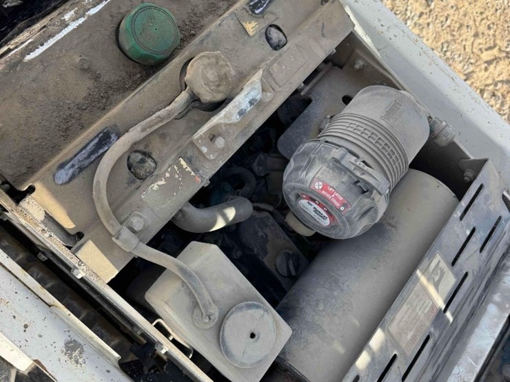 2018-bobcat-mt85-image-15