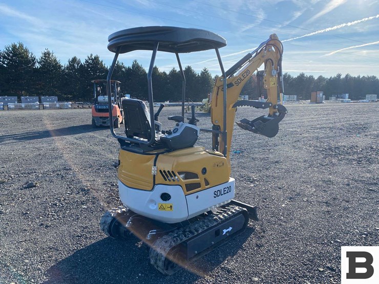 2025-sdlanch-sdle20-mini-excavator-image-4