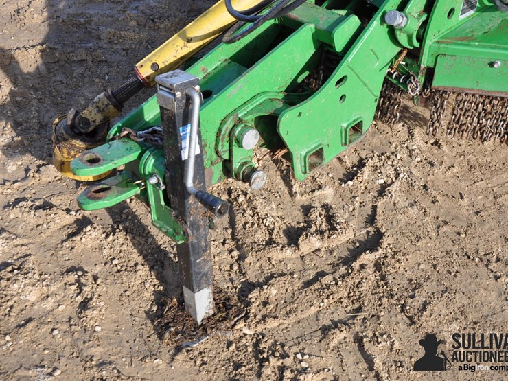 2019-john-deere-r15-image-10