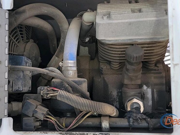 2017-ford-f550-image-21