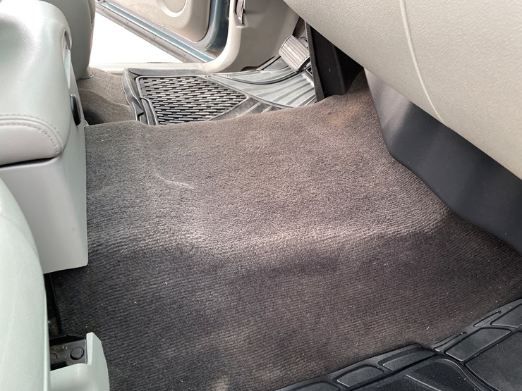 2011-chevrolet-silverado-2500hd-lt-image-94