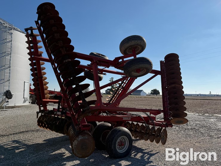 case-ih-3950-image-5