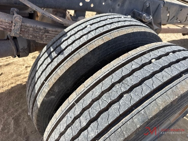 2016-ford-f550-xl-image-14